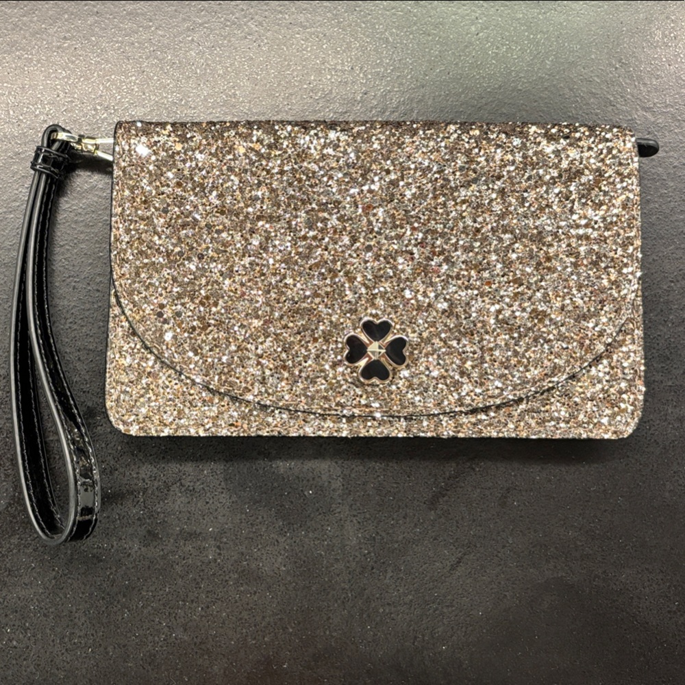 NWOT- Kate Spade Glittery Sparkle Wristlet with Clover Detail
